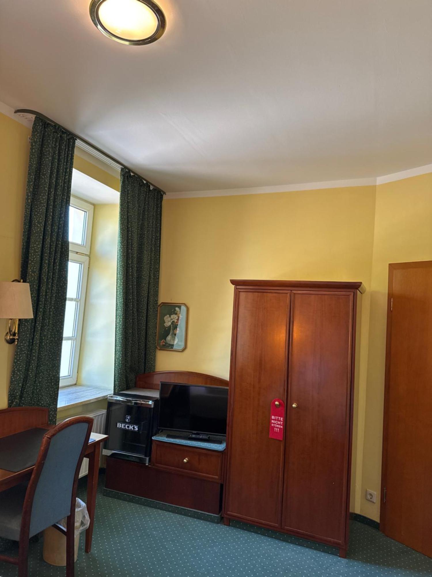 Hotel Am Schloss - Frankfurt An Der Oder Ngoại thất bức ảnh